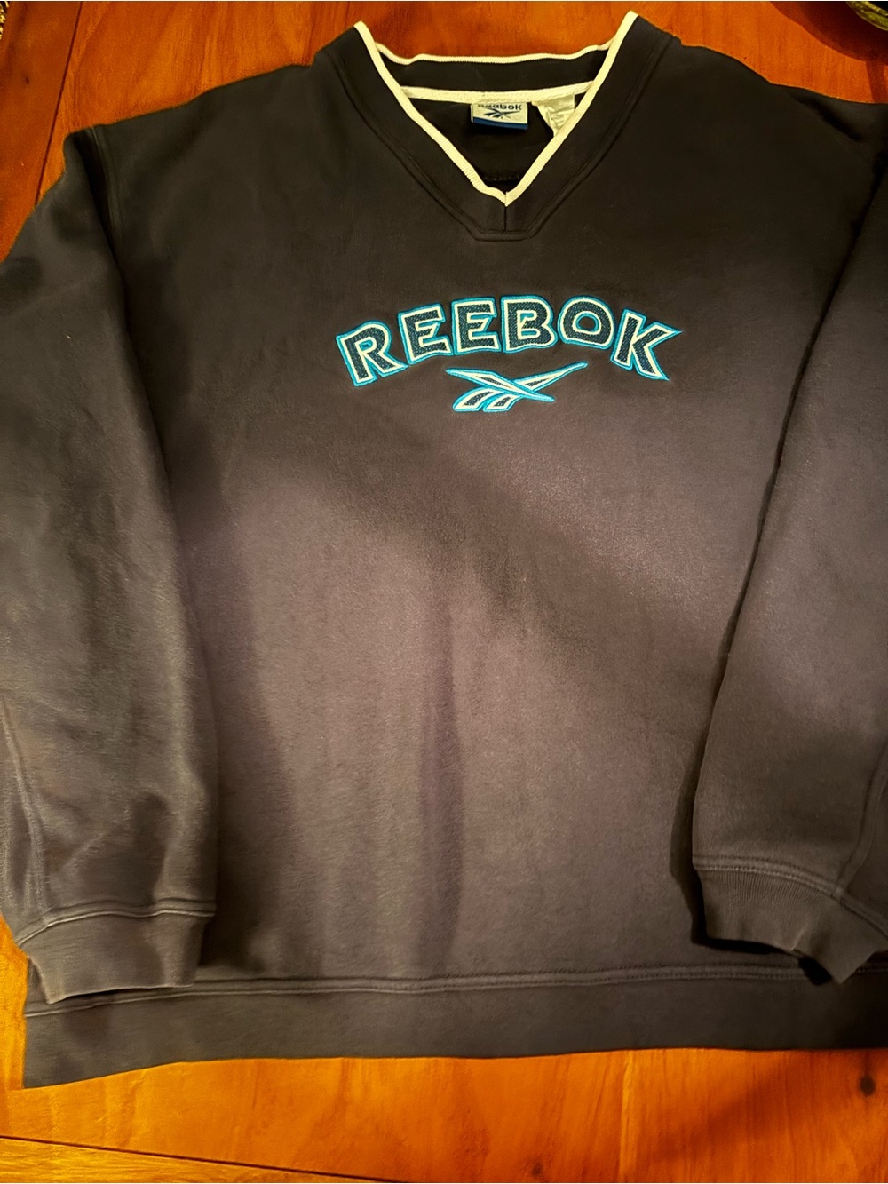 VTG 90s Reebok Spellout Vector Logo V-Neck Navy Sweatshirt - XL